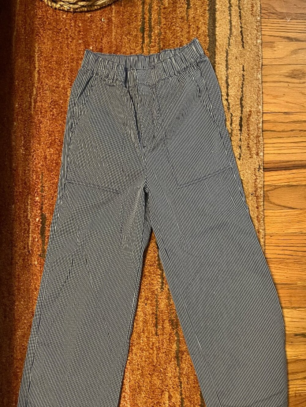 GAP High Rise Easy Wide-Leg Striped Khaki Pant - Picture 5 of 7